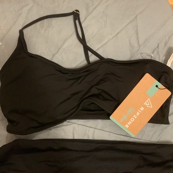 RIPZONE/ANNE COLE Bikini set - Picture 2 of 4